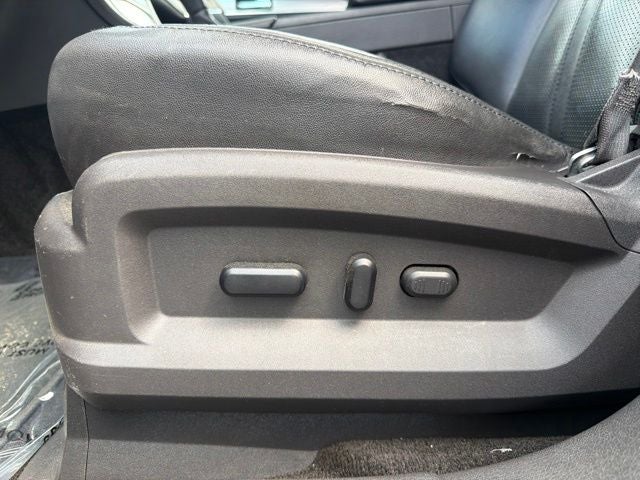 2012 Lincoln MKX Base