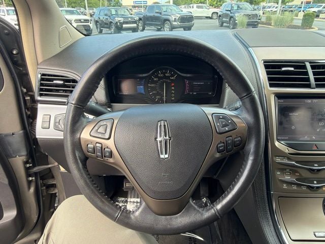 2012 Lincoln MKX Base