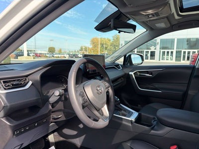 2025 Toyota RAV4 XLE Premium