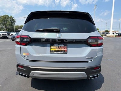 2025 Honda Pilot Touring