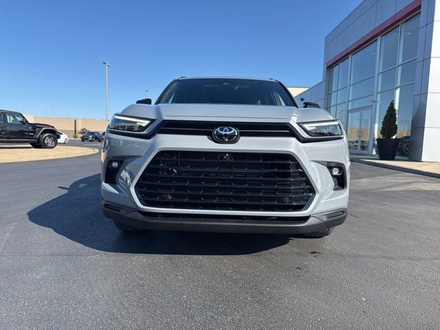 2025 Toyota Grand Highlander Hybrid Nightshade Edition