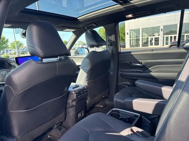 2025 Toyota Grand Highlander Hybrid Nightshade Edition