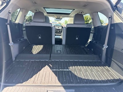 2025 Toyota Highlander Platinum