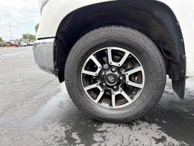 2016 Toyota Tundra SR5