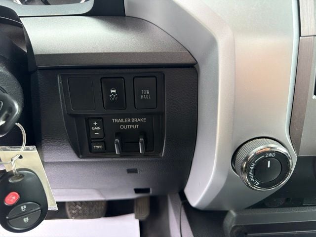 2016 Toyota Tundra SR5
