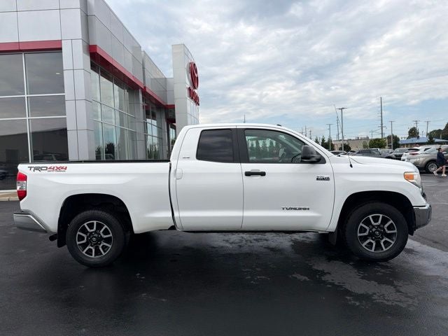 2016 Toyota Tundra SR5