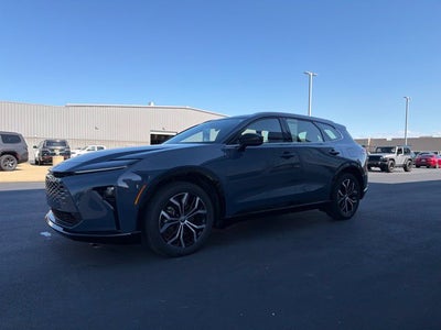 2025 Toyota Crown Signia XLE