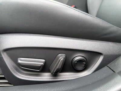 2025 Toyota Prius XLE