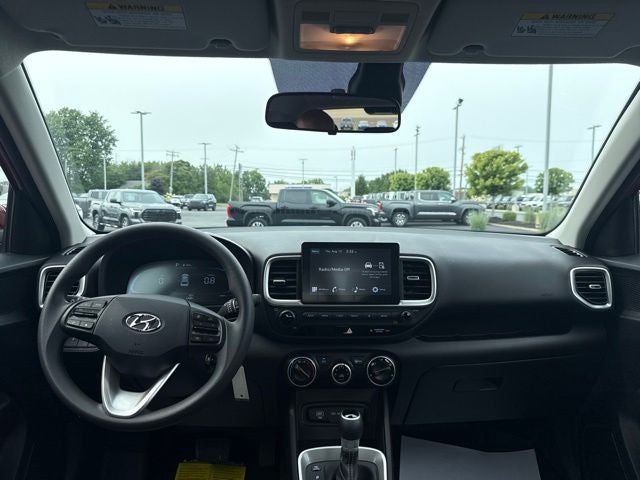 2025 Hyundai Venue SE