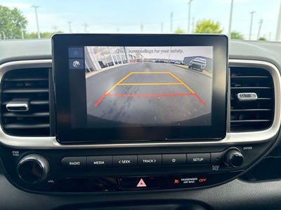 2025 Hyundai Venue SE
