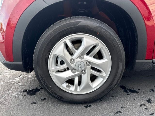 2025 Hyundai Venue SE