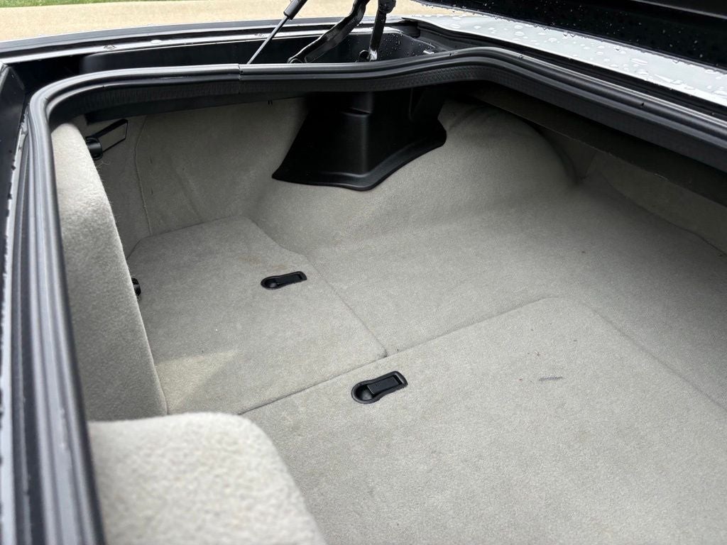 2001 Chevrolet Corvette Base