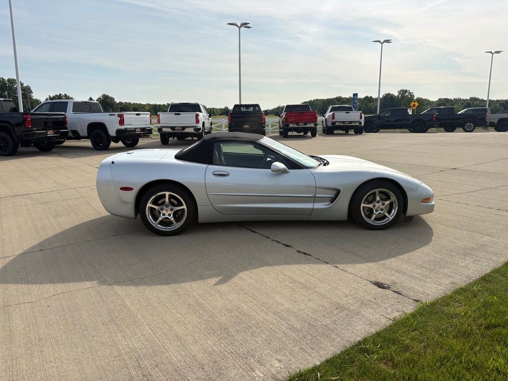 2001 Chevrolet Corvette Base