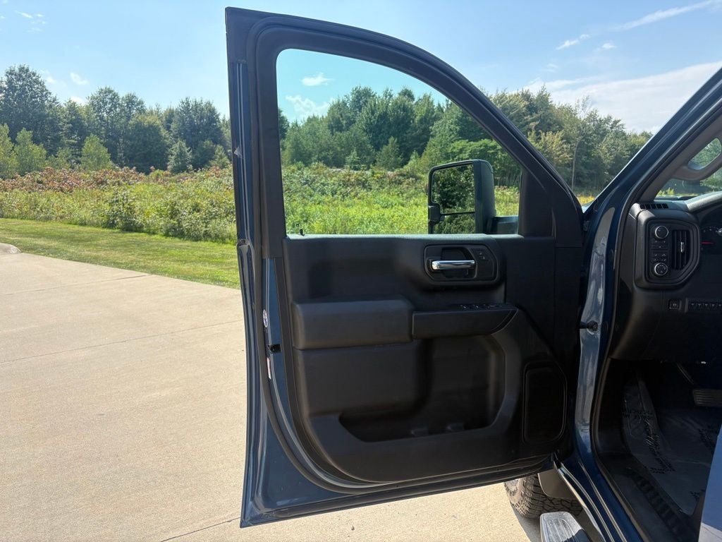 2024 Chevrolet Silverado 2500HD Custom