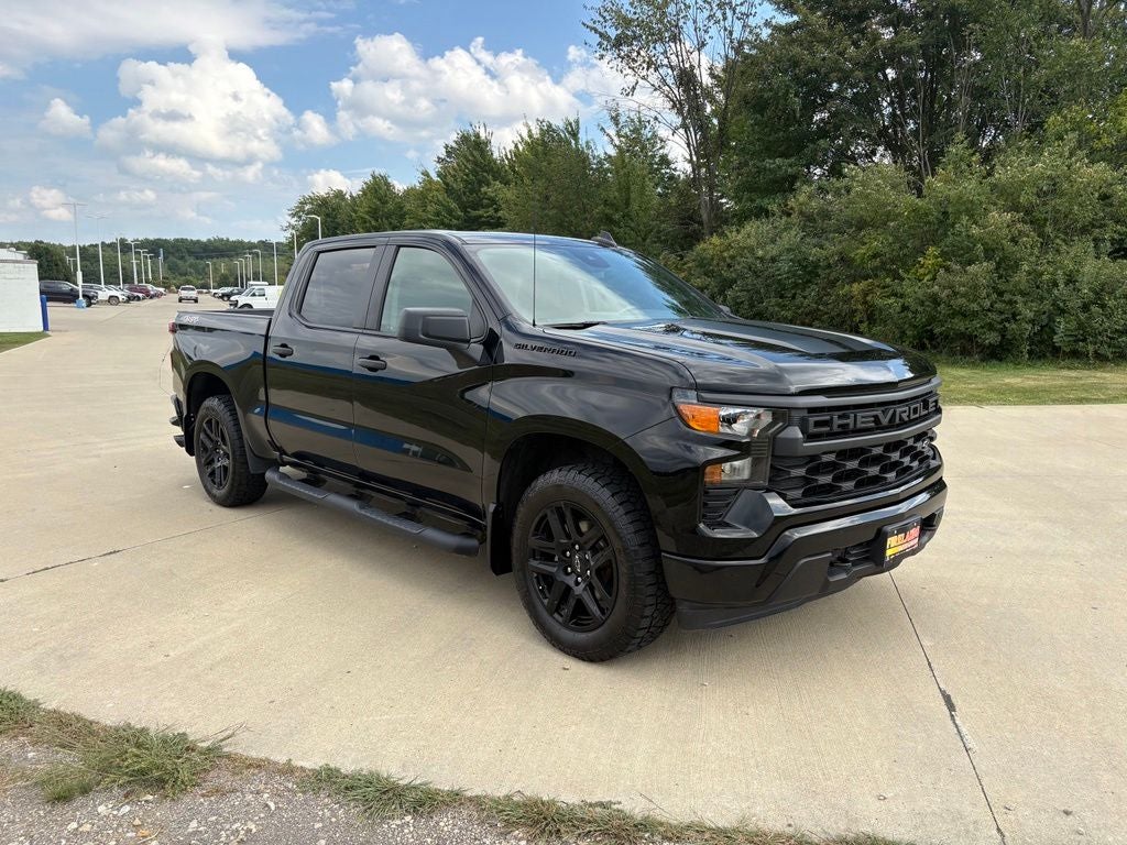 2023 Chevrolet Silverado 1500 Custom