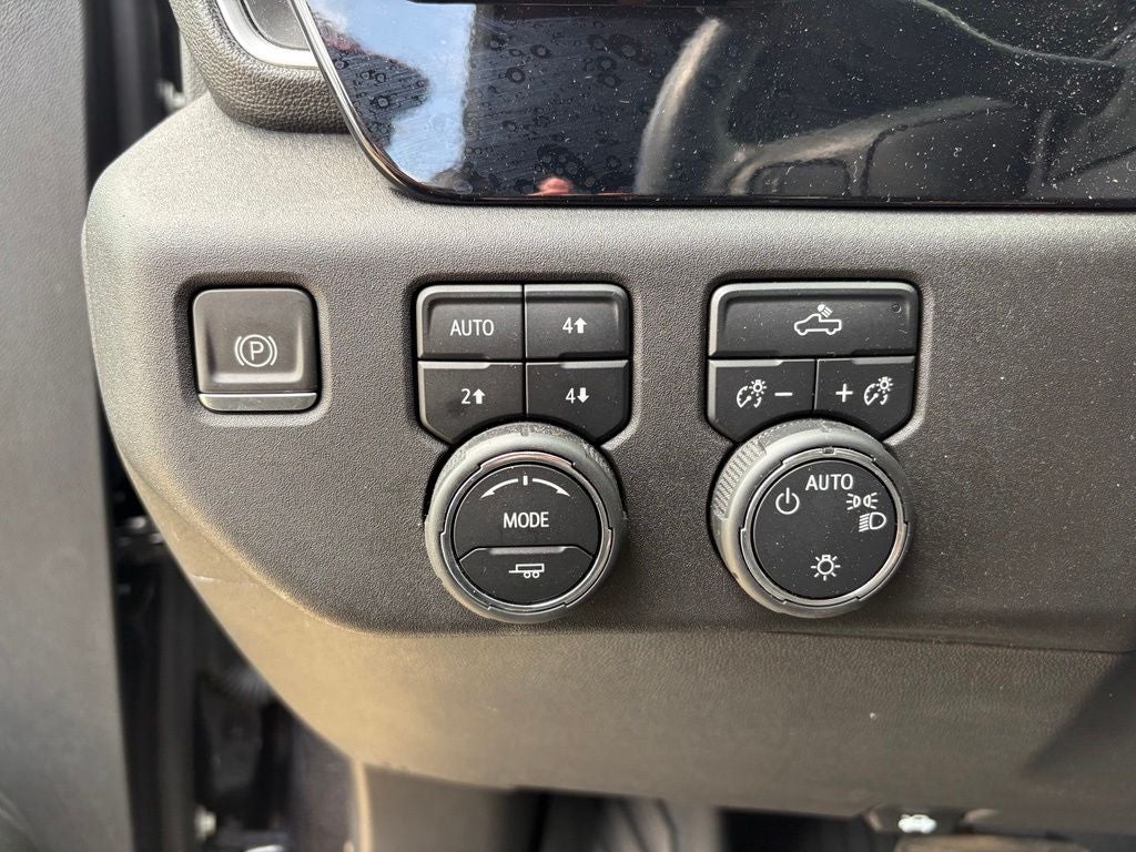 2023 Chevrolet Silverado 1500 LT LT1