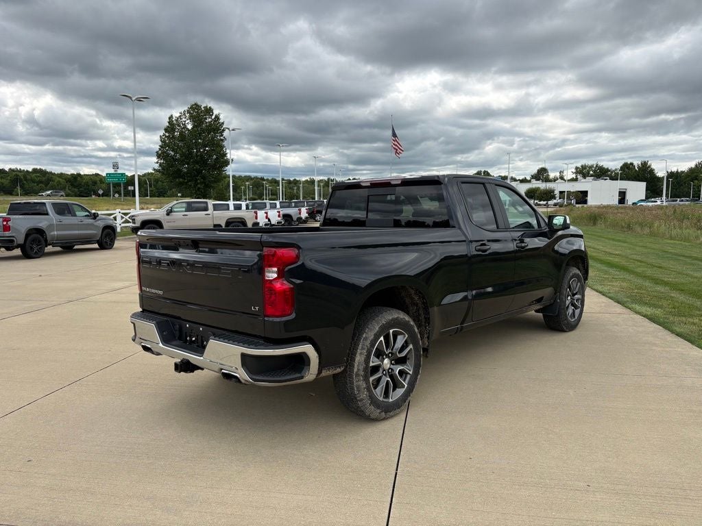 2023 Chevrolet Silverado 1500 LT LT1