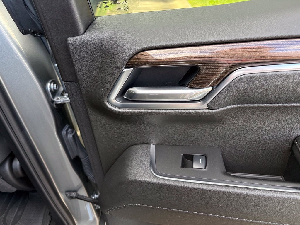 2025 Chevrolet Silverado 1500 LT LT1