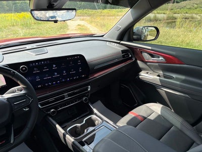 2025 Chevrolet Traverse RS