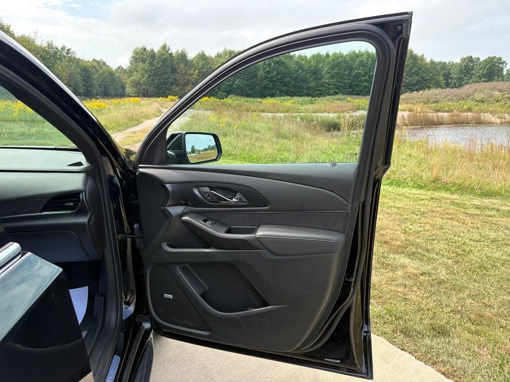 2023 Chevrolet Traverse High Country