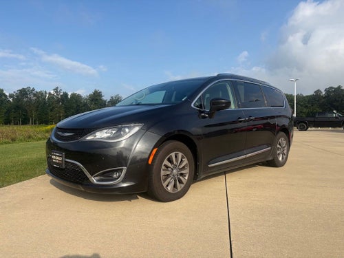 2020 Chrysler Pacifica Touring L Plus