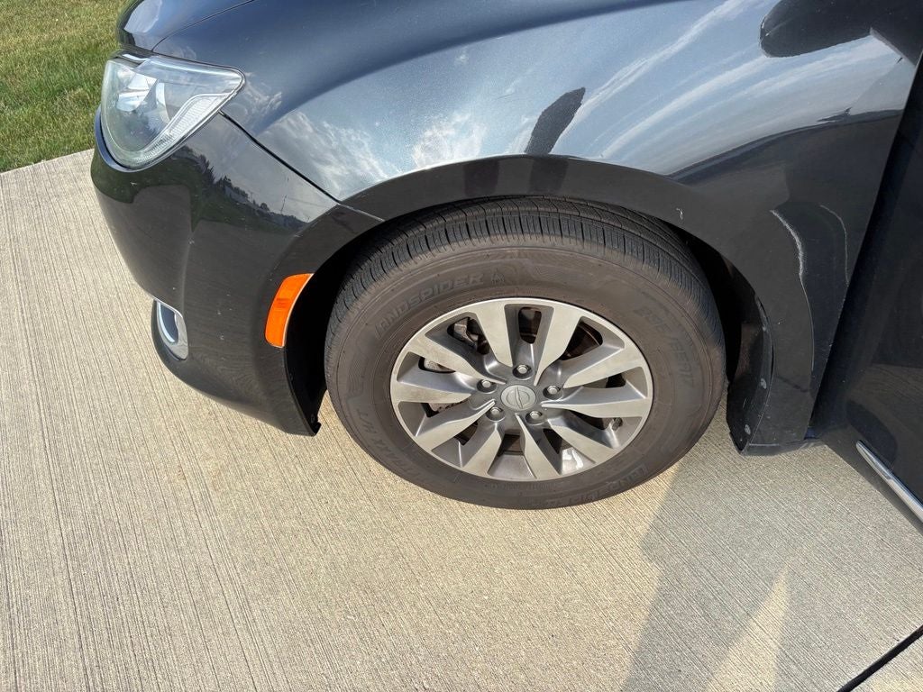 2020 Chrysler Pacifica Touring L Plus