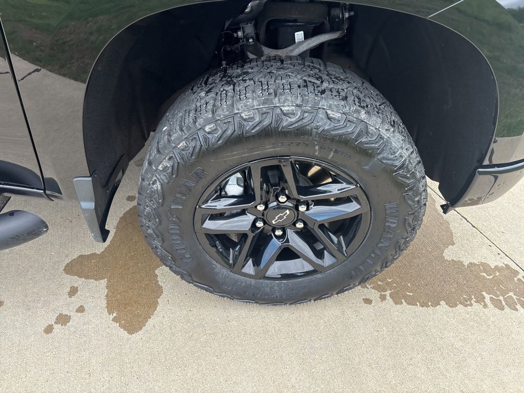 2023 Chevrolet Silverado 1500 Custom Trail Boss