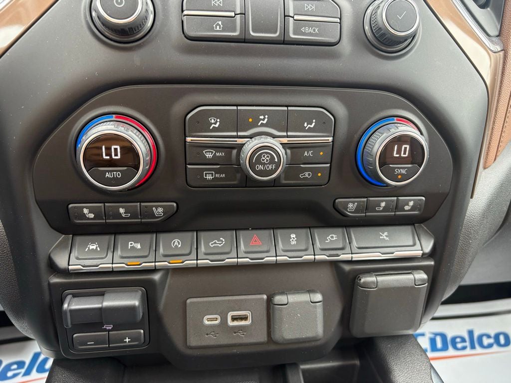2021 Chevrolet Silverado 1500 High Country