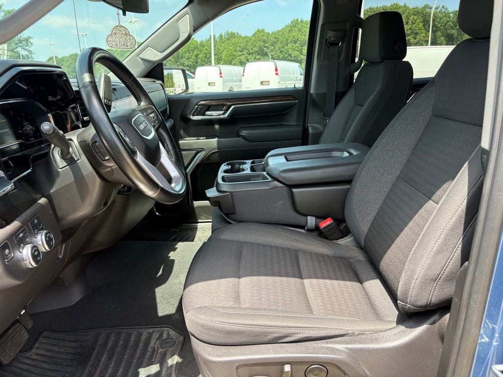 2024 GMC Sierra 1500 SLE