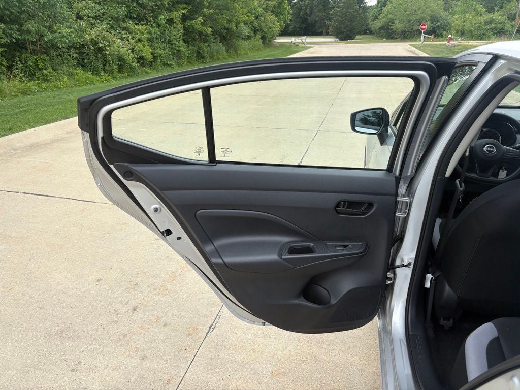 2025 Nissan Versa 1.6 S