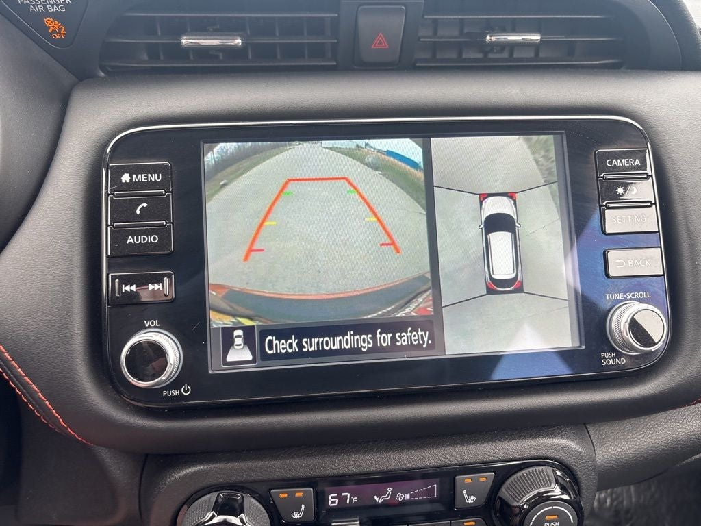 2023 Nissan Kicks SR