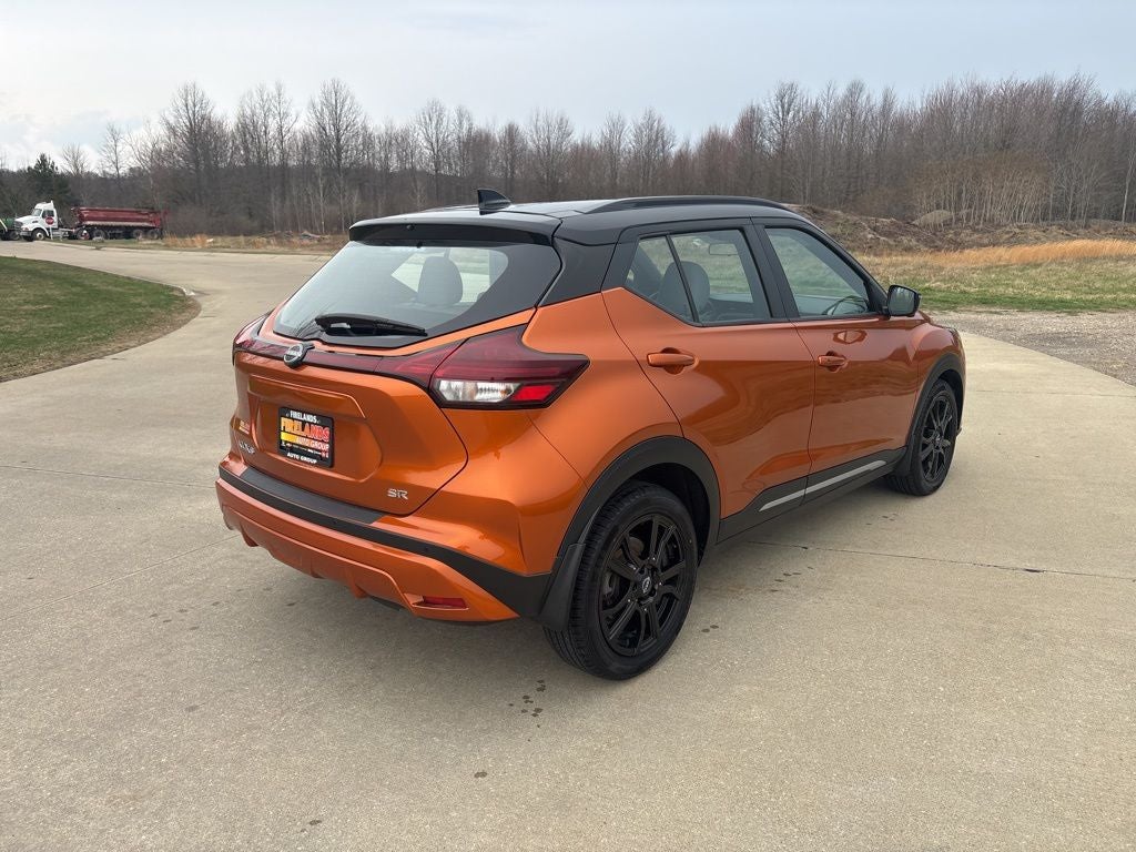 2023 Nissan Kicks SR
