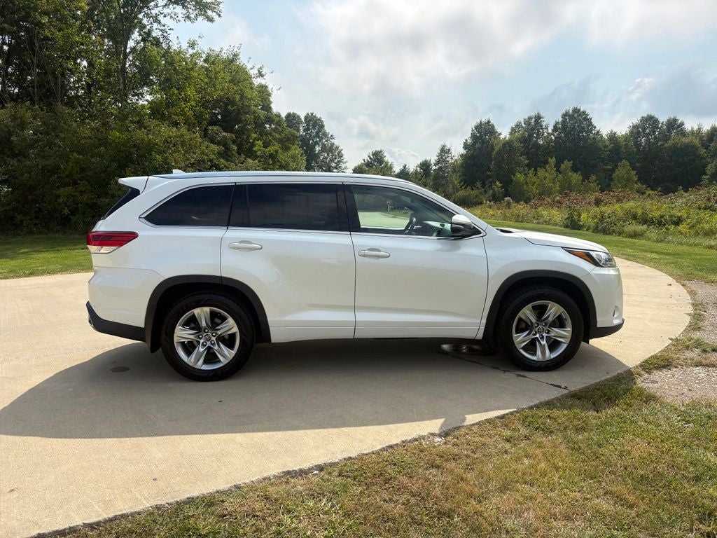 2017 Toyota Highlander Limited