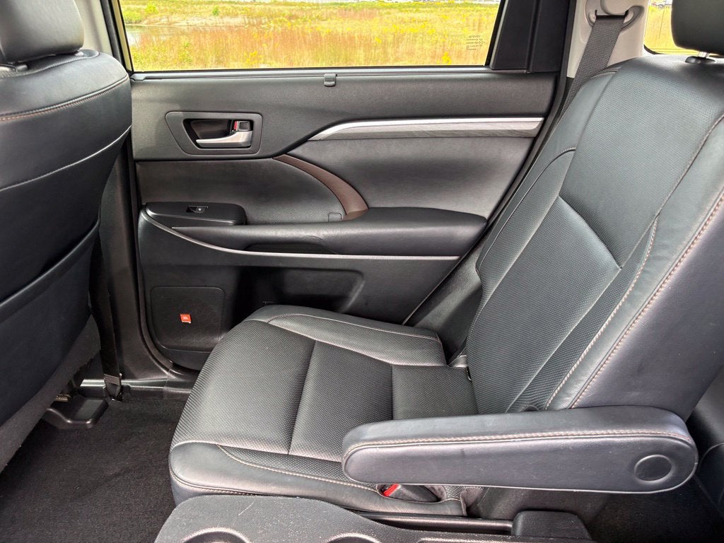 2017 Toyota Highlander Limited