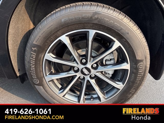 2025 Cadillac XT4 Sport