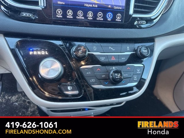 2017 Chrysler Pacifica Touring L Plus