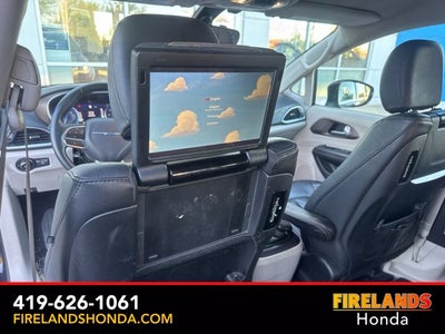 2017 Chrysler Pacifica Touring L Plus