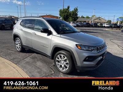 2023 Jeep Compass Latitude Lux