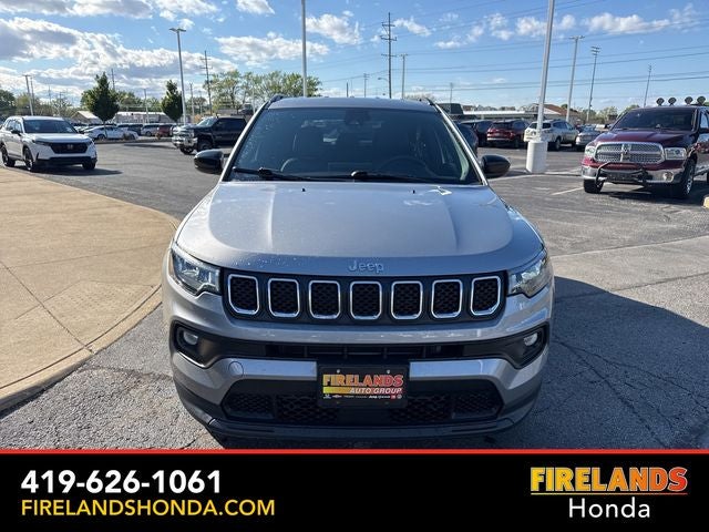 2023 Jeep Compass Latitude Lux