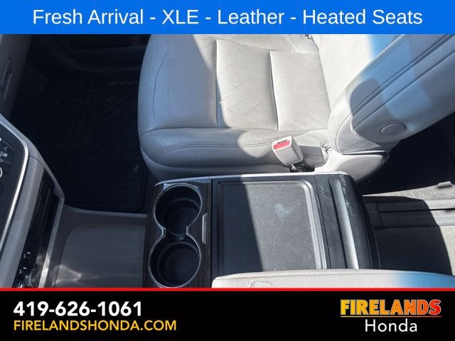 2016 Toyota Sienna XLE 8 Passenger