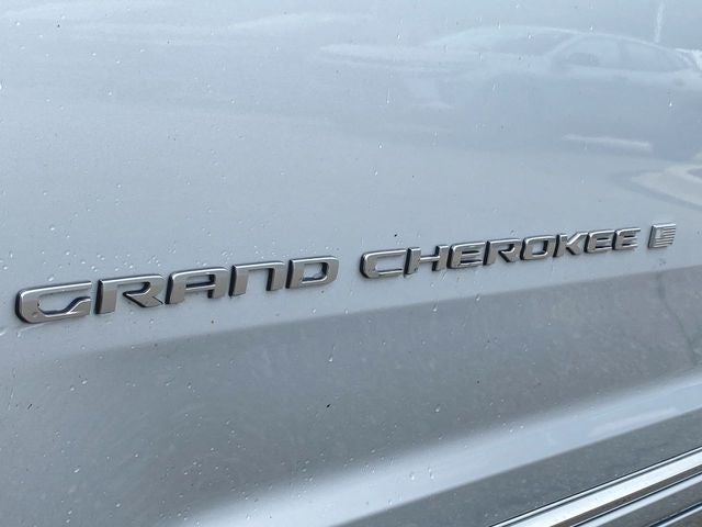 2022 Jeep Grand Cherokee Summit Reserve