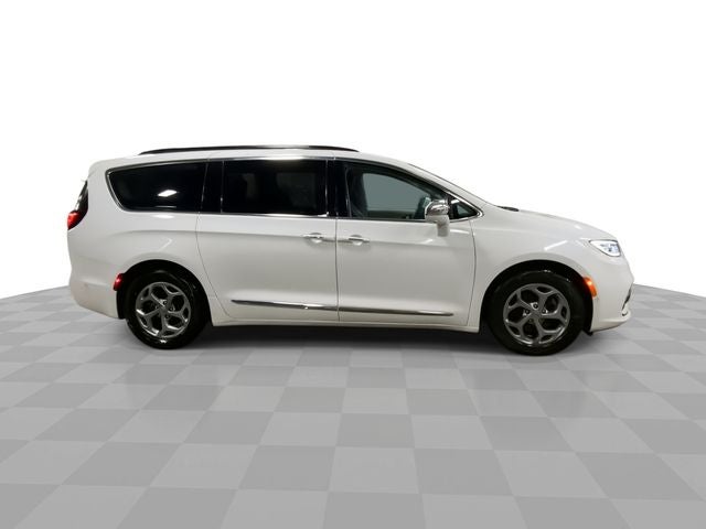 2022 Chrysler Pacifica Limited