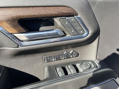 2022 Chevrolet Silverado 1500 High Country