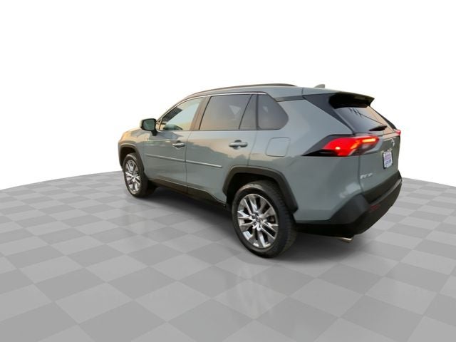 2020 Toyota RAV4 XLE Premium