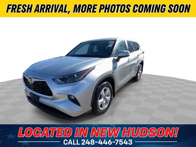 2024 Toyota Highlander LE