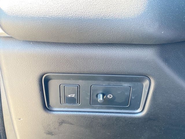 2024 Jaguar F-PACE P250 R-Dynamic S