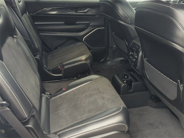 2022 Jeep Grand Cherokee L Altitude 4x4