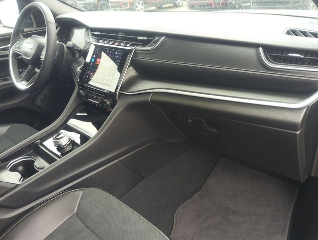 2025 Jeep Grand Cherokee L Altitude X 4x4