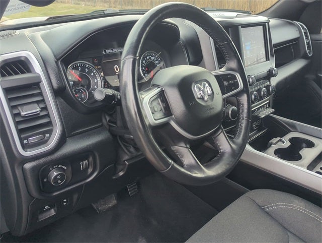 2020 RAM 1500 Big Horn Crew Cab 4x4 5'7' Box