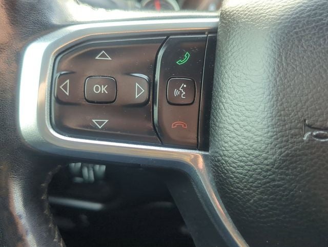 2019 RAM 1500 Laramie Crew Cab 4x4 5'7' Box